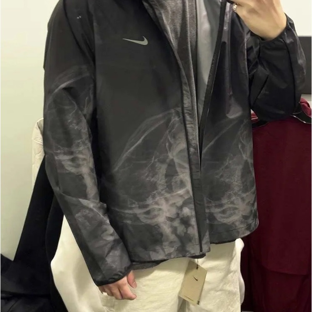 Nike Men's Black Jacket